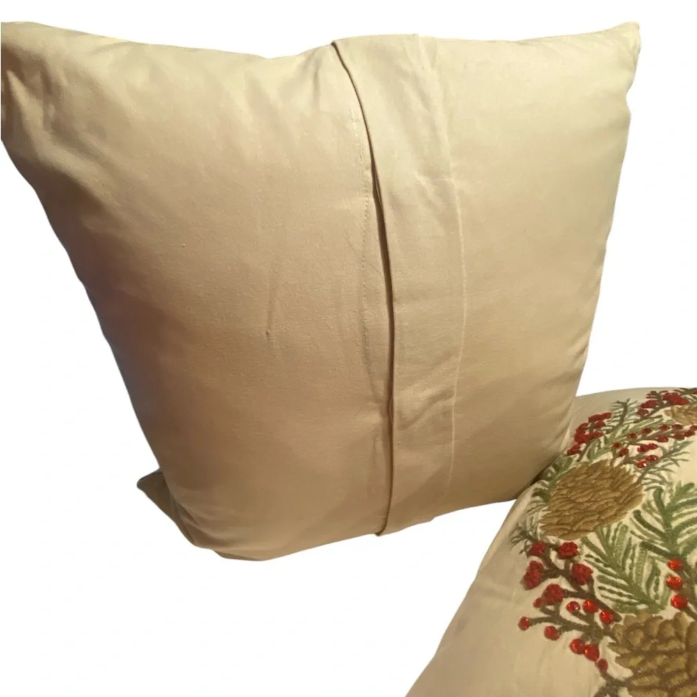 Pottery Barn 2 Tan XL Down Filled Pillows W Christmas Wreath Embroidery Beaded - Picture 11 of 16
